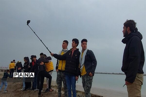 بازدید از مناطق جنگی