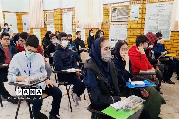 اولین همایش دانش‌آموزی روش‌های تولید و نگهداری محصولات باغبانی در خوزستان