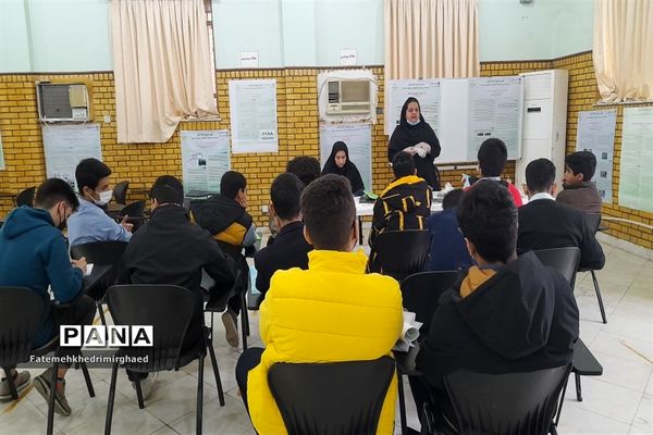 اولین همایش دانش‌آموزی روش‌های تولید و نگهداری محصولات باغبانی در خوزستان