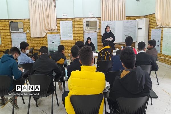 اولین همایش دانش‌آموزی روش‌های تولید و نگهداری محصولات باغبانی در خوزستان