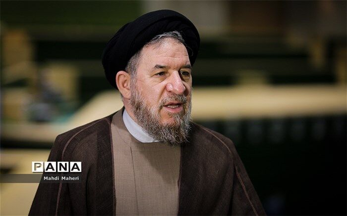 تشریح جزییات افزایش ۲۰ درصدی حقوق کارمندان و بازنشستگان در سال آینده