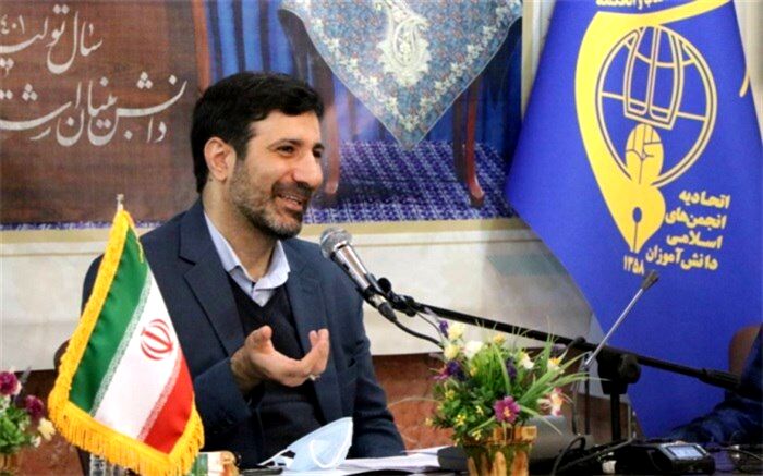 آگاه‌سازی مردم برای انتخاب کاندیدای مناسب در انتخابات وظیفه تشکل‌های دانش‌آموزی و دانشجویی است
