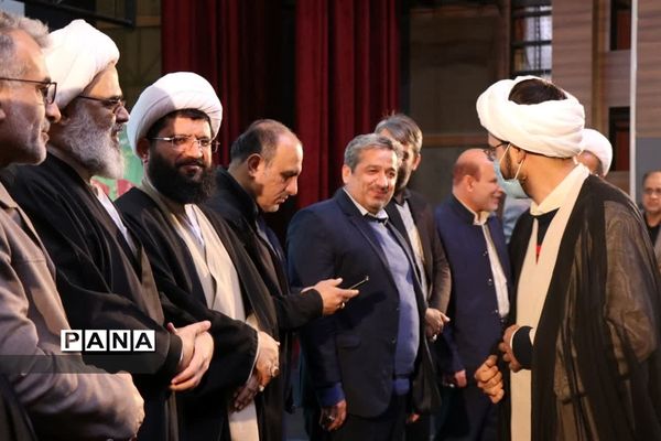 مراسم سراسر ی اجلاس نماز شهرستان قدس درسالن فرهنگ و هنر