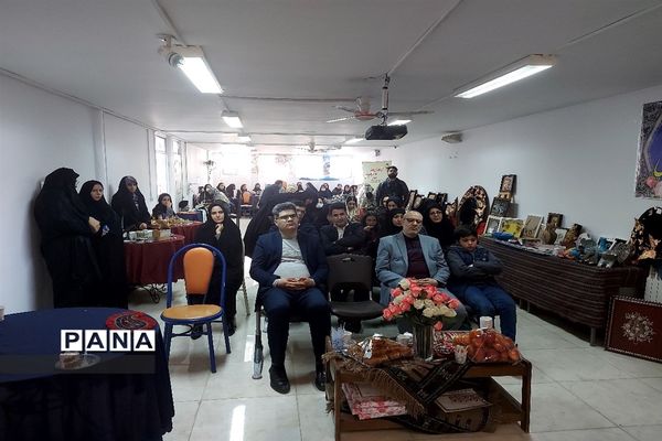 افتتاح نمایشگاه دستاوردهای دانش‌آموزی کانون‌های فرهنگی ناحیه‌2 زنجان