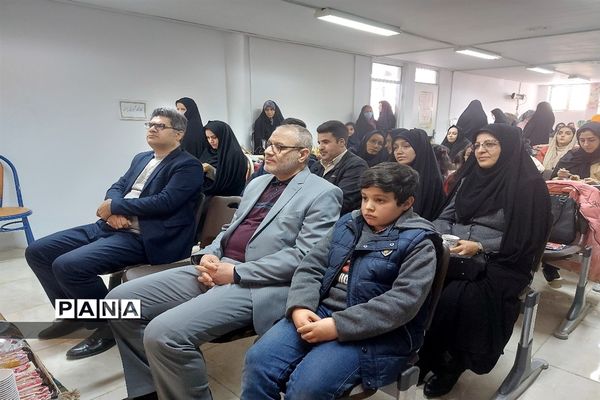 افتتاح نمایشگاه دستاوردهای دانش‌آموزی کانون‌های فرهنگی ناحیه‌2 زنجان