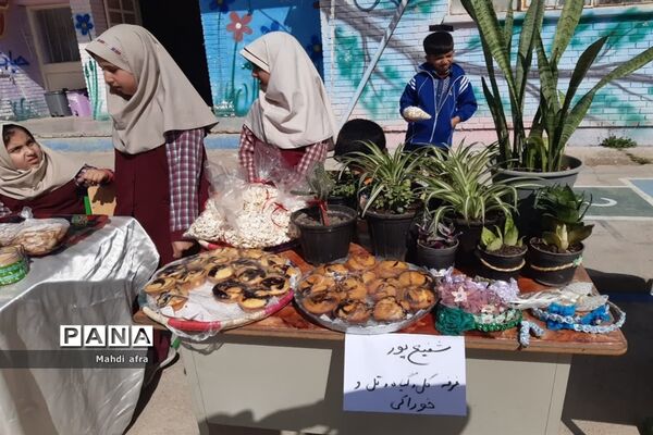 برگزاری بازارچه دانش‌آموزی در دبستان شهید قرنی پدافند هوایی بهبهان