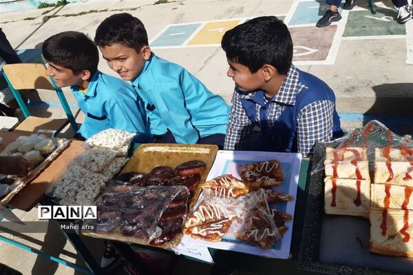 برگزاری بازارچه دانش‌آموزی در دبستان شهید قرنی پدافند هوایی بهبهان