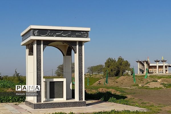 بازدید زائران راهیان نور از اماکن عملیات دفاع مقدس در خوزستان