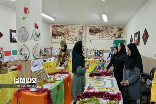 جشن مبعث و برپایی بازارچه دانش‌‌‌آموزی‌ مدرسه شایستگان ملارد