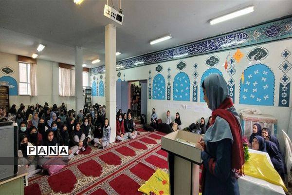 جشن مبعث و برپایی بازارچه دانش‌‌‌آموزی‌ مدرسه شایستگان ملارد