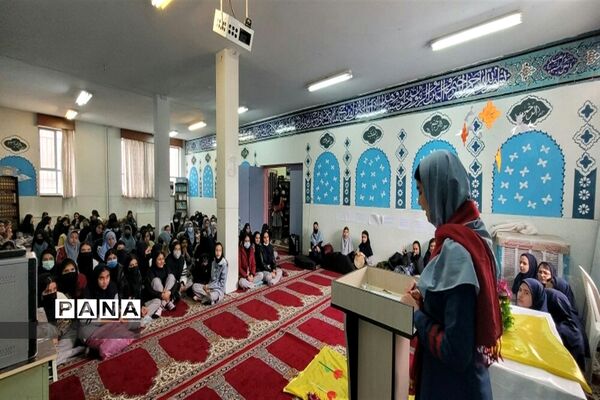 جشن مبعث و برپایی بازارچه دانش‌‌‌آموزی‌ مدرسه شایستگان ملارد