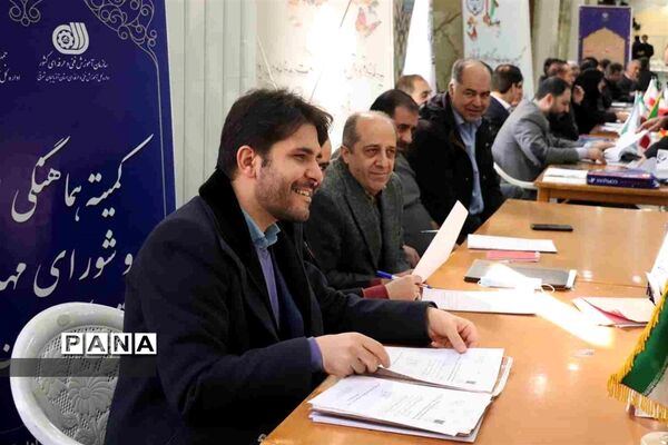 میز خدمت  آموزشی و پرورش آذربایجان شرقی در نماز جمعه