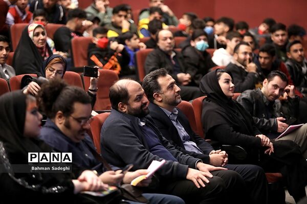 اولین روز سی و هشتمین جشنواره موسیقی فجر