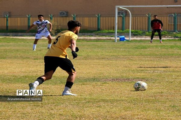چهارمین روز مسابقات کشوری فوتبال پسران در آبادان