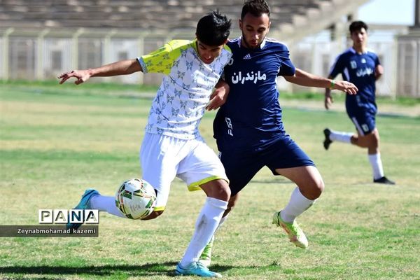 چهارمین روز مسابقات کشوری فوتبال پسران در آبادان