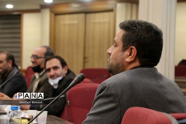 جلسه شورای معاونان آموزش و پرورش قم با حضور وزیر آموزش و پرورش