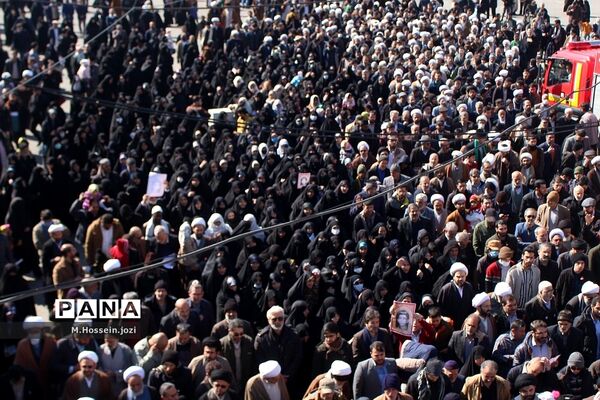 مراسم تشییع پیکر پاک شهید علیرضا بادرام