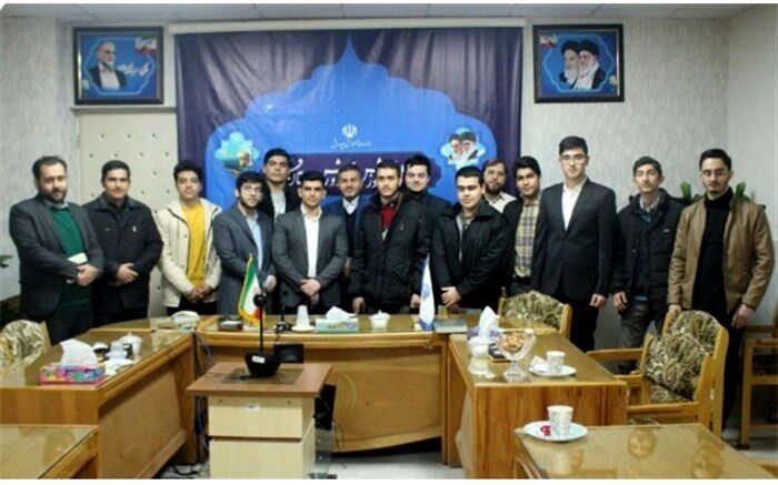 نشست مشورتی مدیرکل آموزش و پرورش استان قم با نمایندگان تشکل های دانش آموزی