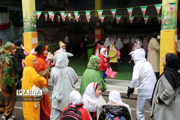 کاروان شادی؛ اختتامیه جشنواره ملی تئاتر درسی در منطقه ۱۰ تهران