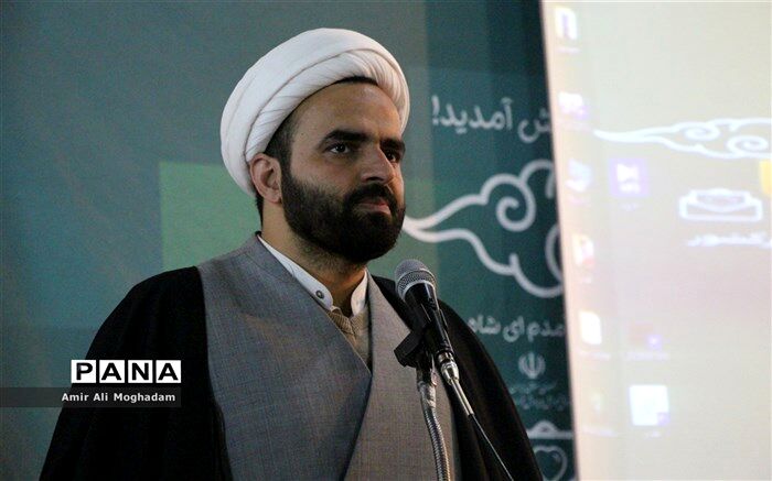 پورثانی: شما جایی قدم گذاشته‌اید که ملائک بر آن سجده کرده‌اند