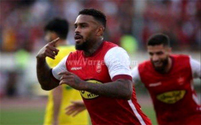 لوکادیا راه استراماچونی را رفت