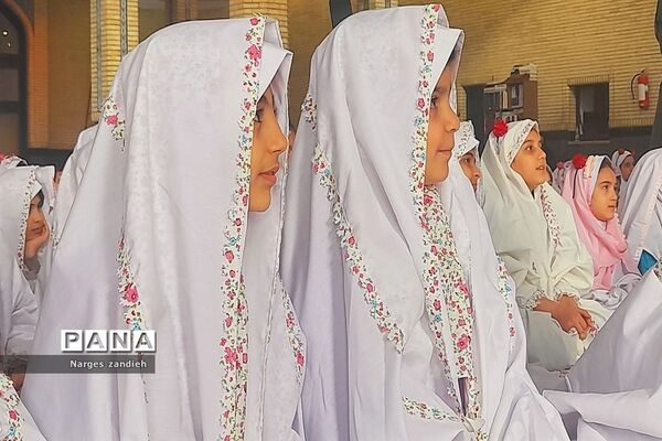 برگزاری جشن تکلیف دانش‌‌‌آموزان دختر در ملارد