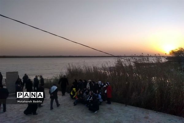 بازدید دانش‌آموزان مراکزاستعدادهای درخشان از مناطق عملیاتی جنوب