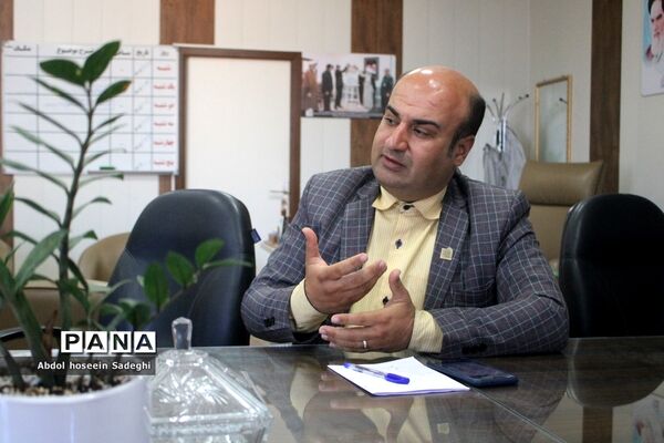 جلسه هم اندیشی مدیران و کارشناسان کانون های فرهنگی تربیتی سراسر استان بوشهر