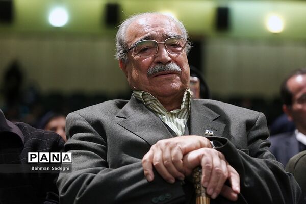 مراسم رونمایی از 10 مستند تلویزیونی خیرین مدرسه ساز شهر تهران