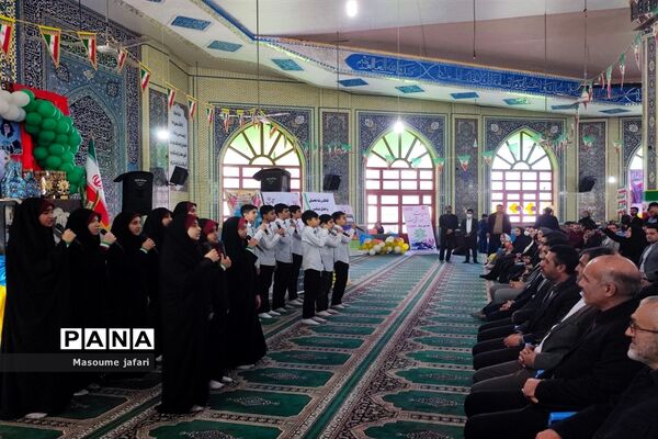 نمایشگاه هفته مشاغل در گلستان