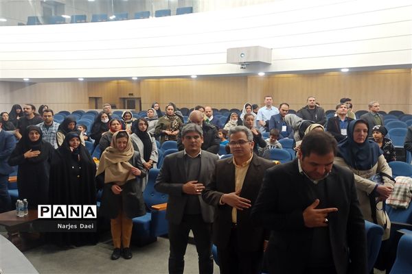 اختتامیه دهمین جشنواره فاخر در کارخانه نوآوری مشهد