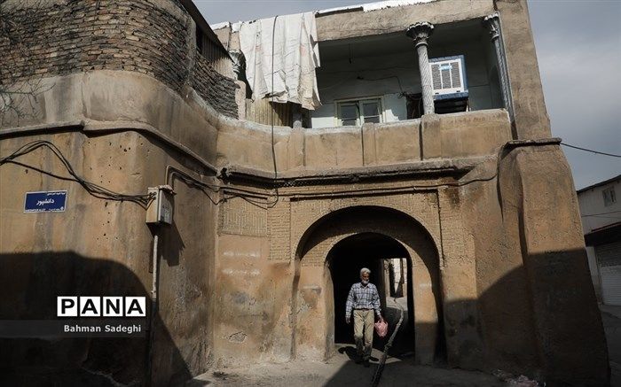 محله‌های مشمول بازآفرینی شهری توسط شهرداری‌ها شناسایی و به تصویب کمیسیون ماده ۵ برسد 