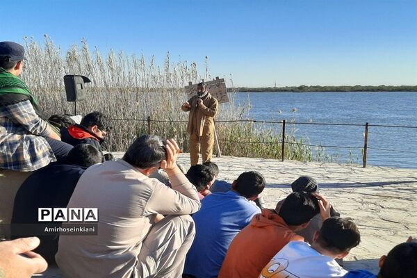 اردوی پیشرفت نورانی با حضور دانش‌آموزان مدارس سمپادی در نهر خین  خرمشهر