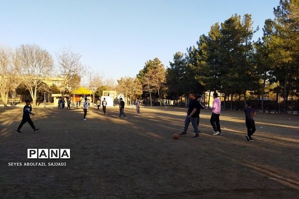 اولین روز از اردوی دانش‌آموزان زیارت اولی شهرستان‌های تهران