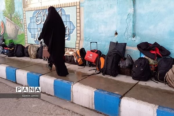 حضور دانش‌آموزان دختر رودهن در اردوگاه شهید  رستگار در اردوی راهیان نور