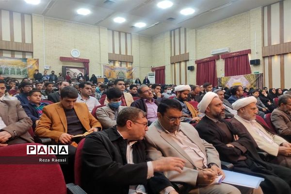 اجلاسیه نماز و تجلیل از دانش‌آموزان برتر مسابقات قرآن، نماز و عترت