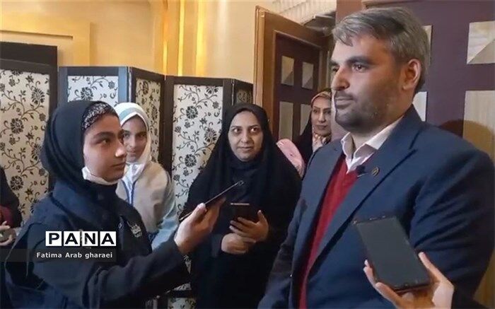 نشست خبری با حضور دانش‌آموز خبرنگاران، تجربه حقیقی گفتمان با رویکرد تربیتی و آموزشی است/فیلم