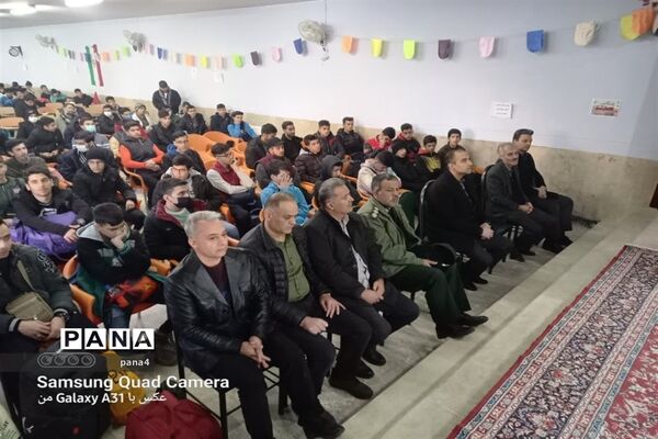 اعزام دومین گروه دانش‌آموزان منطقه4 به اردوی راهیان نور