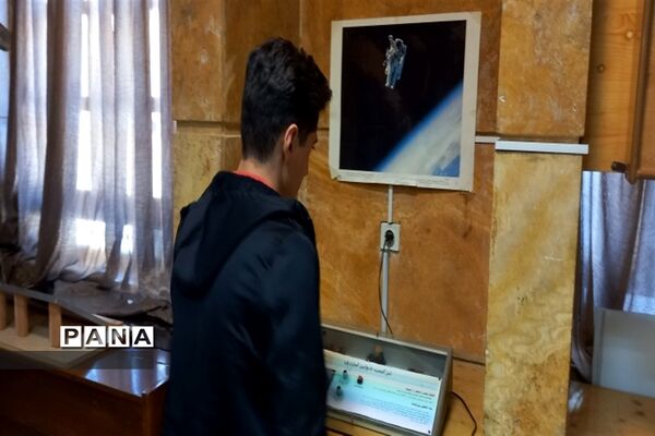 برگزاری اردوی دانش‌آموزان دبیرستان شمس تبریزی نظرآباد از موزه و برج طغرل