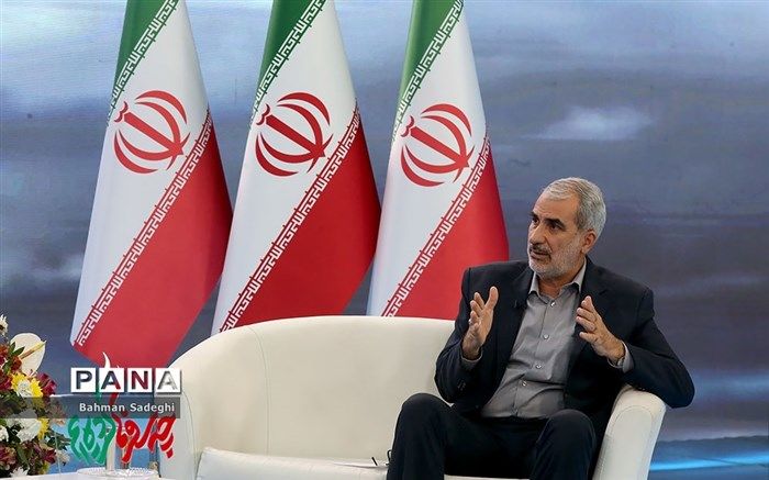 تقدیر وزیر آموزش‌وپرورش از کانون برای دریافت سیمرغ بلورین جشنواره فیلم فجر