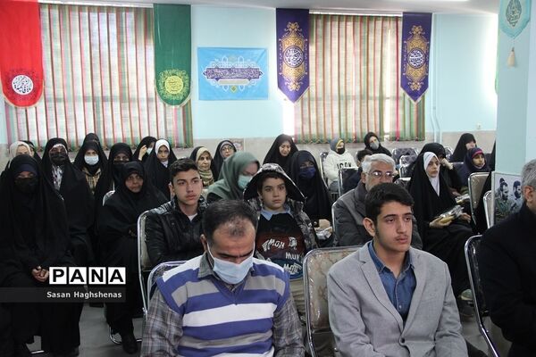 مراسم تجلیل از فعالان حوزه نماز آموزش و پرورش اسلامشهر