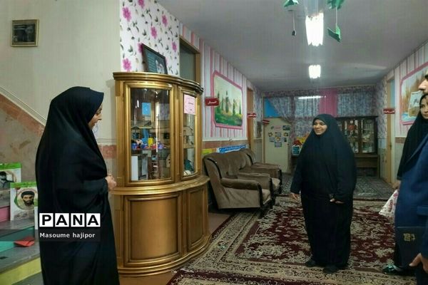 بازدید مدیر آموزش و پرورش جوادآباد از دبیرستان نوشین بختیاری