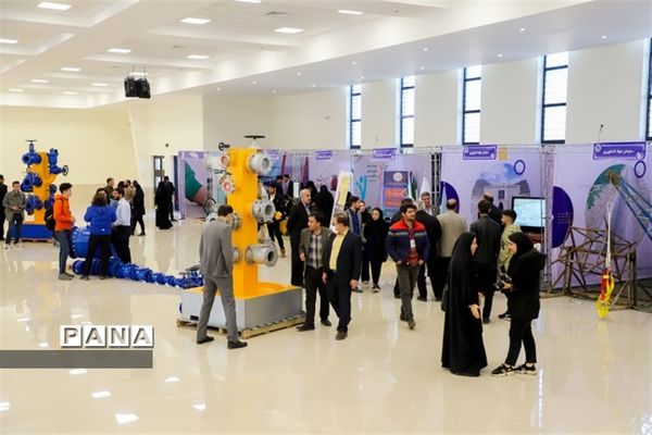افتتاح نمایشگاه تخصصی صنعت آب در دانشگاه بیرجند