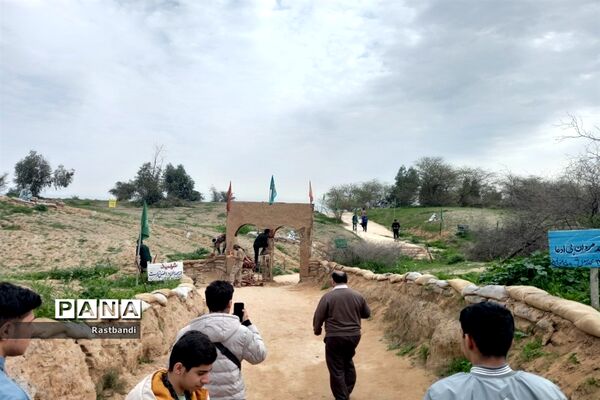 بازدید دانش‌آموزان منطقه ۱۳ از یادمان فتح‌المبین