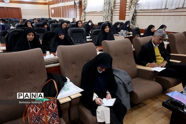 گردهمایی نمایندگان منتخب انجمن‌های اولیاء و مربیان و مدیران مدارس برتر سراسر کشور