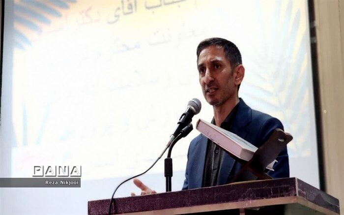 کشف استعداد و علایق دانش‌آموزان، برعهده مربیان مناطق است