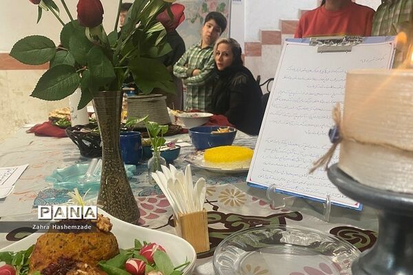 جشنواره غذا مدرسه استعدادهای درخشان شهید بهشتی ناحیه یک ری