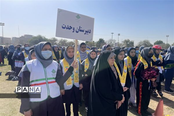 تداوم انقلاب با مانور بزرگ یاوران انقلاب پیشتاز ناحیه یک اهواز
