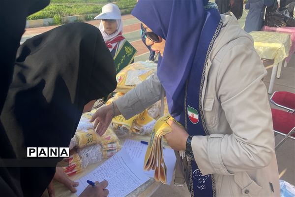 تداوم انقلاب با مانور بزرگ یاوران انقلاب پیشتاز ناحیه یک اهواز