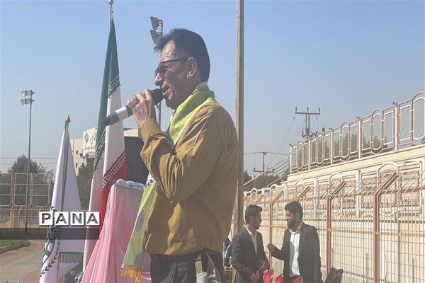 تداوم انقلاب با مانور بزرگ یاوران انقلاب پیشتاز ناحیه یک اهواز